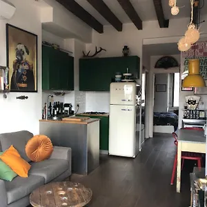 https://milano-suite-lights.italymilanhotels.net