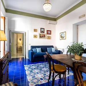 https://stefania-flat-amalfi-center.hotels-amalfi.com